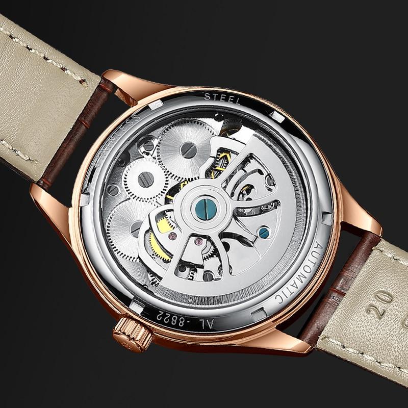 Zegarek mechaniczny z tourbillonem w stylu biznesowym